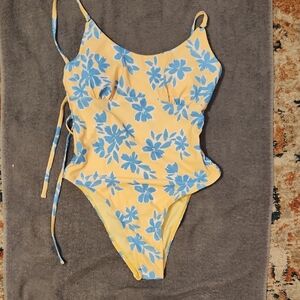 Cupshe Floral One-Piece Swimsuit